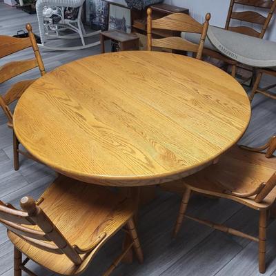 Oak Table with Leaf