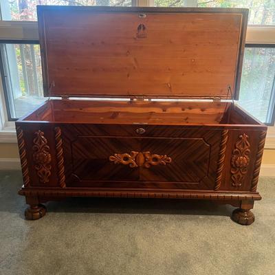 Footed Lane Cedar Chest (BD-MG)