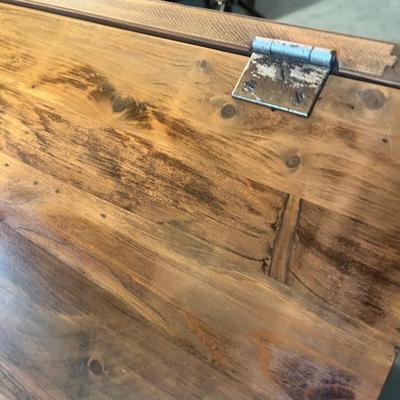 Footed Lane Cedar Chest (BD-MG)