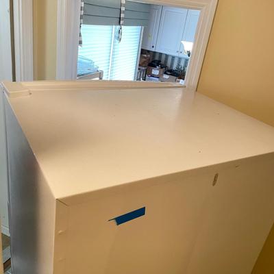 Whirlpool Upright Freezer (L-SS)