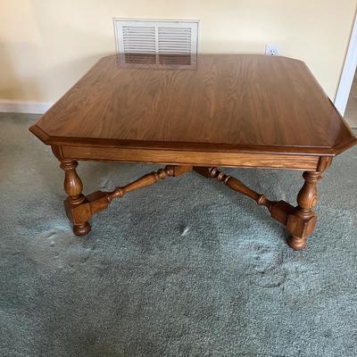 Solid Wood Coffee Table (BD-MG)