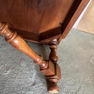 Solid Wood Coffee Table (BD-MG)