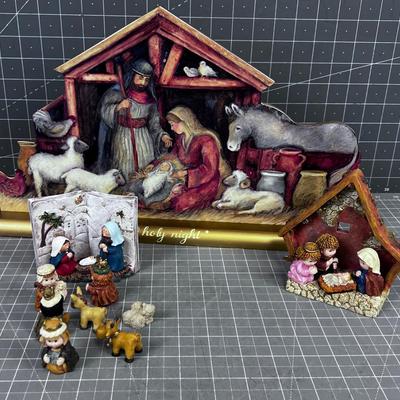 2 Small Nativity Sets and a Major Scene