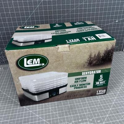 LEM NEW Dehydrator 
