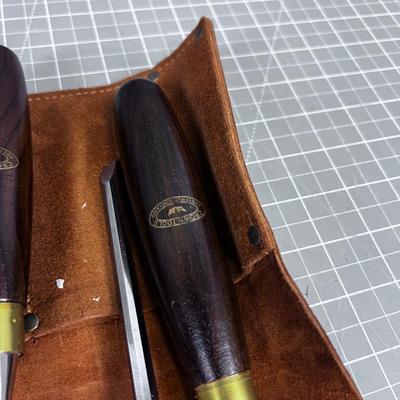 CROWN TOOLS; Chisel and Lathe TOOLS
