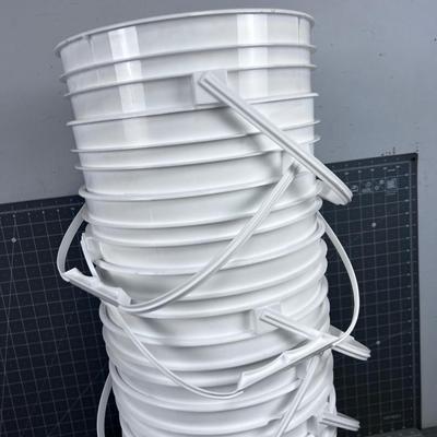STACK of Buckets - 3-1/2 Gallons (9) 
