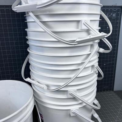 STACK of Buckets - 3-1/2 Gallons (9) 