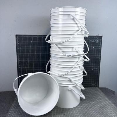 STACK of Buckets - 3-1/2 Gallons (9) 