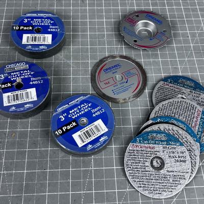 Pile of 3" Cut off Wheels 