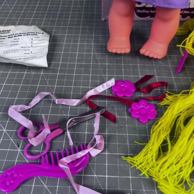 Pretty Cut & Grow Doll with Yellow Yarn Hair