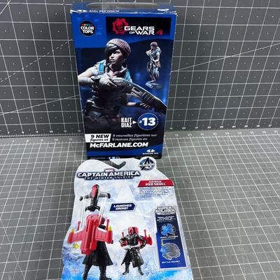 Gears of War and Capital America Figurine