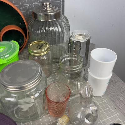 Giant Lot of Kitchen Ish Stuff 
