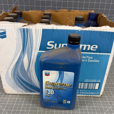 10 Quarts of Chevron 30 W. Oil 