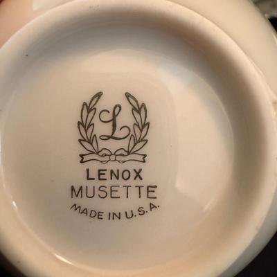 Lenox Musette Five Piece China Set (DR-DZ)
