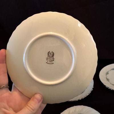Lenox Musette Five Piece China Set (DR-DZ)