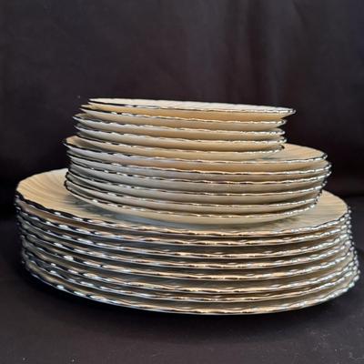 Lenox Musette Five Piece China Set (DR-DZ)