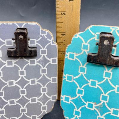 2 small clip on sign display stands