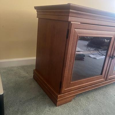 TV Stand With Cabinet Underneath (BD-MG)