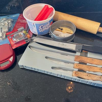 Knives and other kitchen accessories