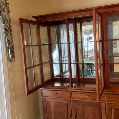 Pennsylvania House China Cabinet (DR-DZ)