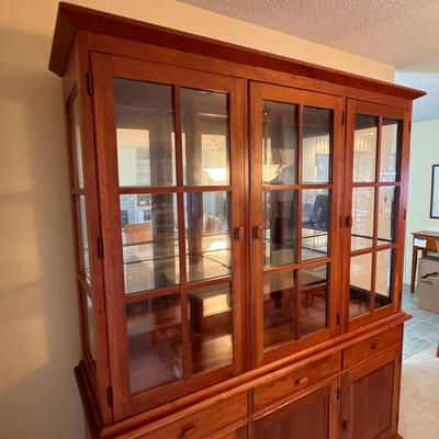 Pennsylvania House China Cabinet (DR-DZ)