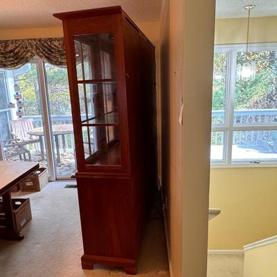 Pennsylvania House China Cabinet (DR-DZ)