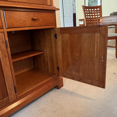 Pennsylvania House China Cabinet (DR-DZ)