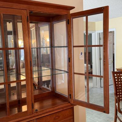Pennsylvania House China Cabinet (DR-DZ)