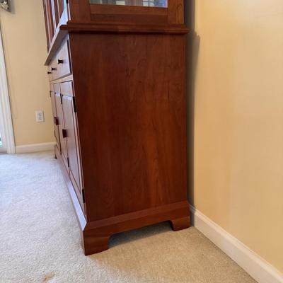 Pennsylvania House China Cabinet (DR-DZ)