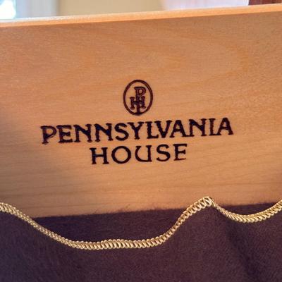 Pennsylvania House China Cabinet (DR-DZ)
