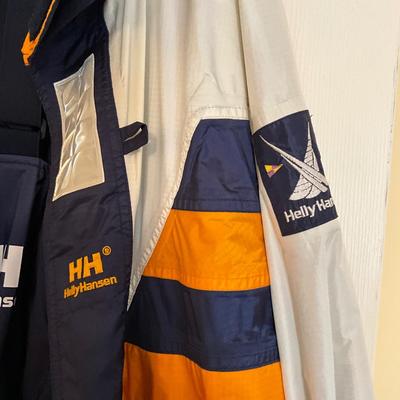 670 Helly Hansen Jacket & Overalls