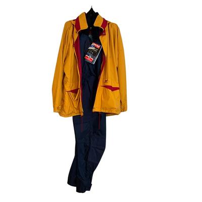 671 Helly Hansen Two Piece Suit With New Overalls