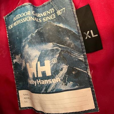 671 Helly Hansen Two Piece Suit With New Overalls