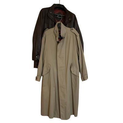 672 Lakeland Leather Men's Coat & London Fog Trench Coat