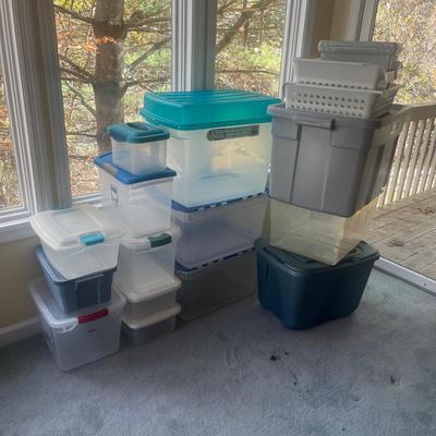 Collection Of Plastic Storage Containers (BD-MG)