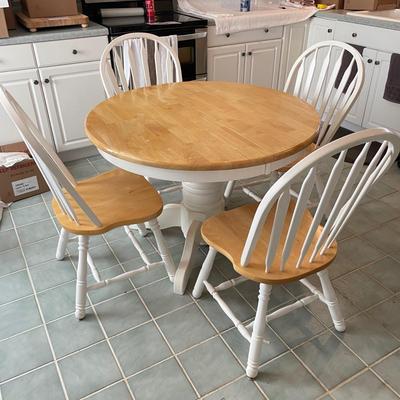 Breakfast Table with Leaf and Four Chairs by Ligo (K-SS)