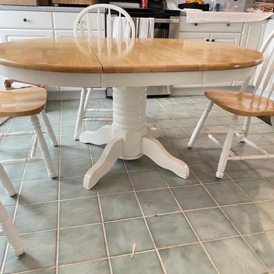 Breakfast Table with Leaf and Four Chairs by Ligo (K-SS)