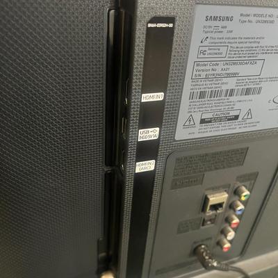 32” Samsung TV & 32” Toshiba FireTV (BD-MG)