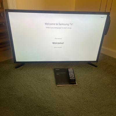 32” Samsung TV & 32” Toshiba FireTV (BD-MG)