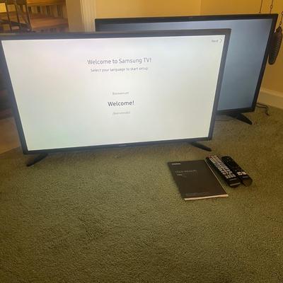32” Samsung TV & 32” Toshiba FireTV (BD-MG)