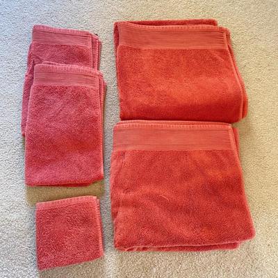 Several Bath Sets by JC Penny & Nate Berkus (PB-SS)