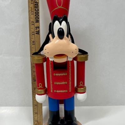 Vintage Disney Wood Goofy Nutcracker #H1216 15” Tall Kurt Adler 94