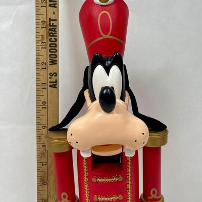 Vintage Disney Wood Goofy Nutcracker #H1216 15” Tall Kurt Adler 94