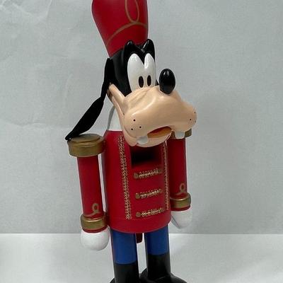 Vintage Disney Wood Goofy Nutcracker #H1216 15” Tall Kurt Adler 94