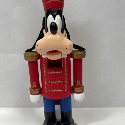 Vintage Disney Wood Goofy Nutcracker #H1216 15” Tall Kurt Adler 94