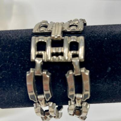 Silvertone Chain Link Bracelet