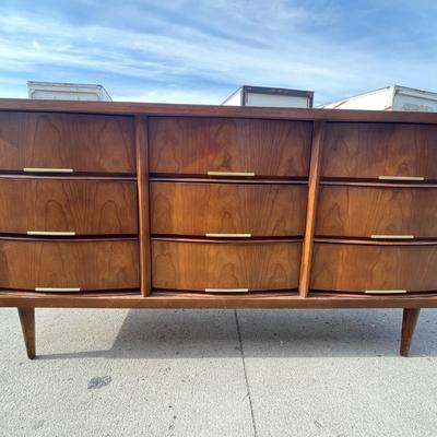 S1-BEAUTIFUL MCM Dresser with Mirror