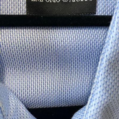 Emporio Armani light blue long sleeve button up shirt. 100% cotton 17-1/2 44