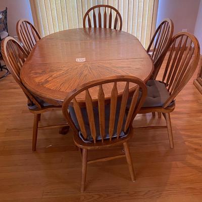 Dining Room Table with 6 Chairs