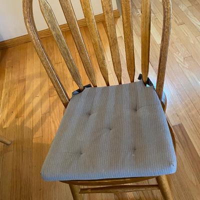 Dining Room Table with 6 Chairs